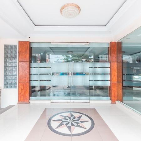 Oyo 1667 Wisma Lux Barkah Yakarta Exterior foto