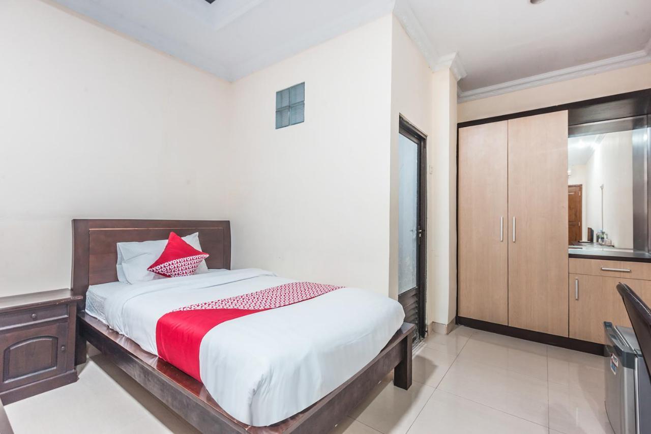Oyo 1667 Wisma Lux Barkah Yakarta Habitación foto